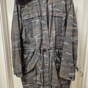 American Eagle Outfitters Camouflage Field Jacket